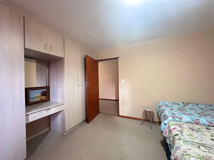 5 Bedroom Property for Sale in Stilbaai Wes Western Cape